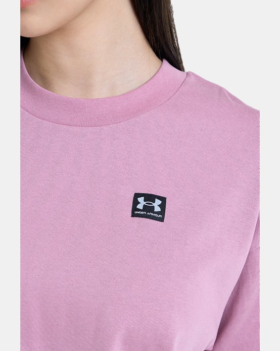 เสื้อแขนสั้นมีน้ำหนักทรงโอเวอร์ไซส์ UA Logo LC สำหรับผู้หญิง in Pink image number 6